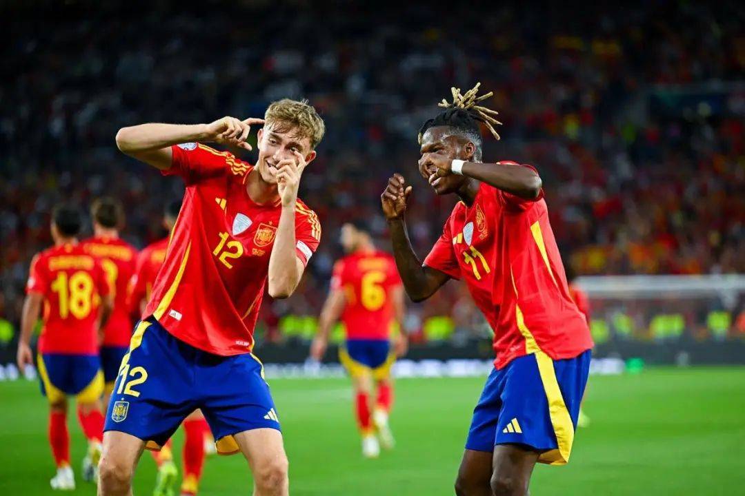 YIHAO-关于凯恩巅峰对决，C罗与90激战西班牙队分钟，败北胜负难料！的信息